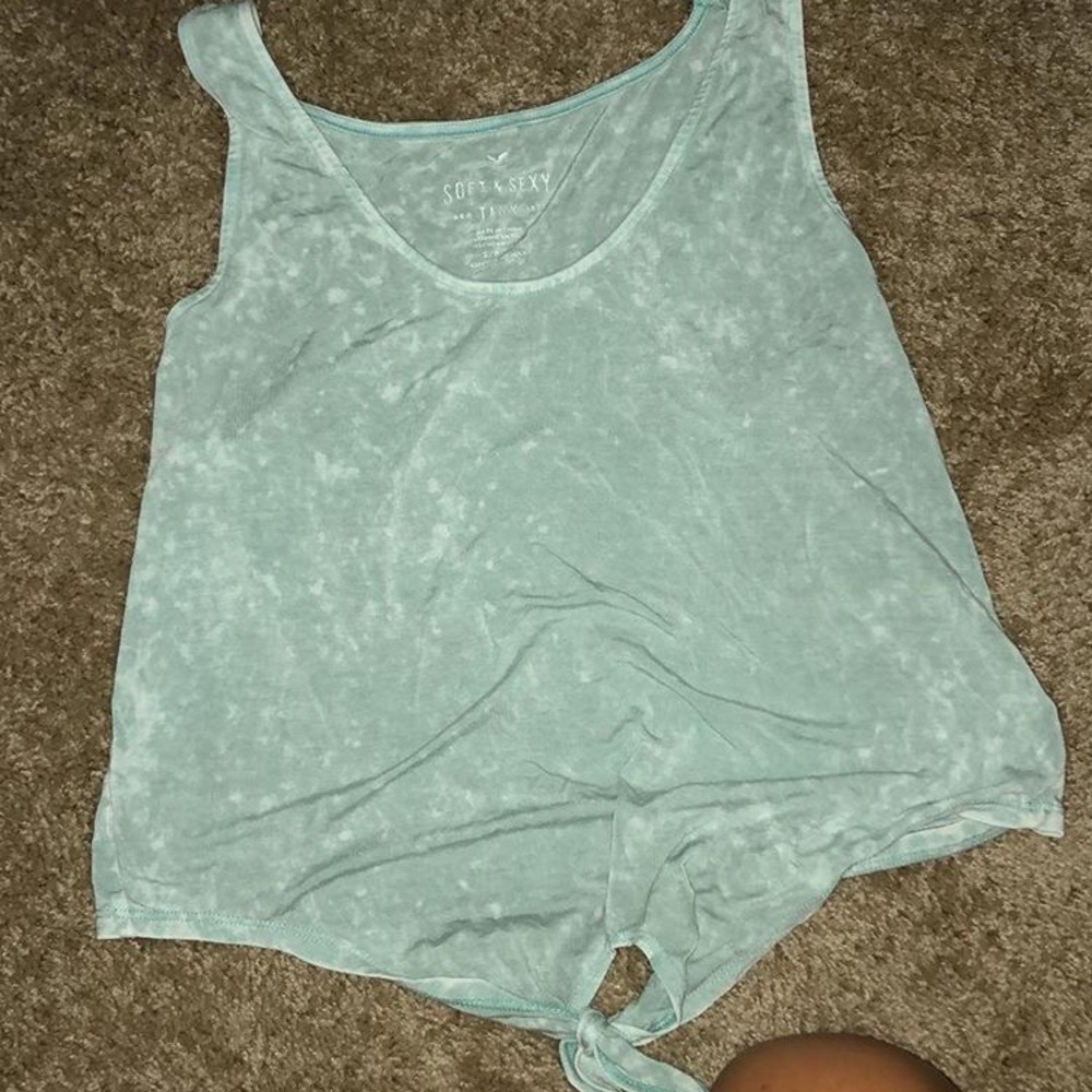 American Eagle crop top